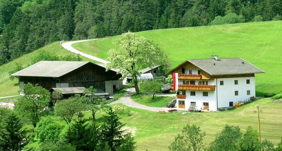 Mantingerhof Apartments Funes  Buitenkant foto